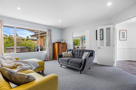 Photo of property in 8 Elm Drive, Rangiora, 7400
