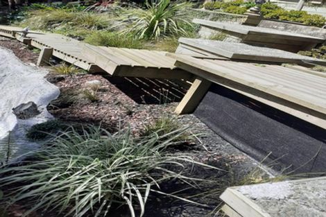 Photo of property in 8 Pararewa Drive, Whalers Gate, New Plymouth, 4310