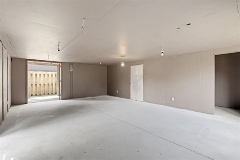 Photo of property in 1/27 Woodglen Road, Glen Eden, Auckland, 0602