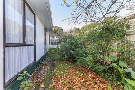 Photo of property in 7a Whitehouse Road, Titahi Bay, Porirua, 5022