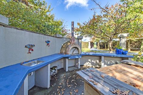 Photo of property in 14 Bealey Road, Leeston, 7683