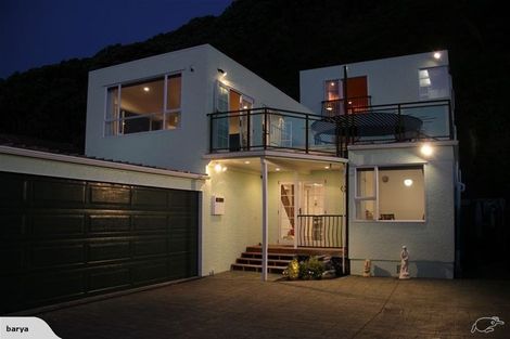 Photo of property in 152 Saint Andrews Road, Plimmerton, Porirua, 5026