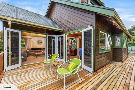 Photo of property in 1/5 Allender Drive, Torbay, Auckland, 0630