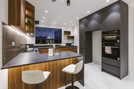 Photo of property in 28 Catalina Avenue, Rosehill, Papakura, 2113