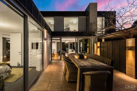 Photo of property in 11 Parkwood Grove, Trentham, Upper Hutt, 5018