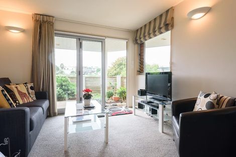 Photo of property in 1/16 Penning Road, Castor Bay, Auckland, 0620