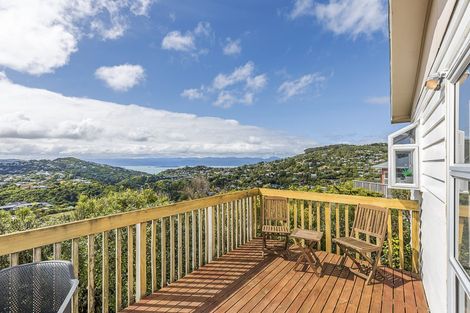 Photo of property in 3a Oldham Way, Crofton Downs, Wellington, 6035