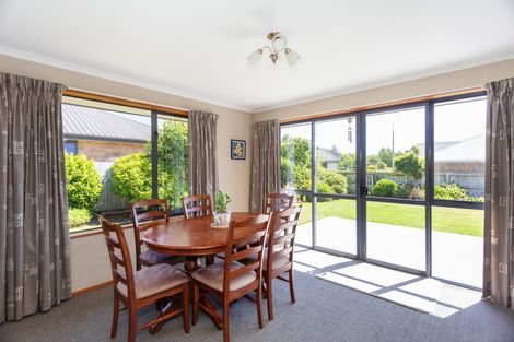 Photo of property in 25 Hannah Place, Holmes Hill, Oamaru, 9401