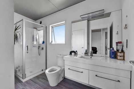 Photo of property in 313 Egmont Road, Hillsborough, New Plymouth, 4372