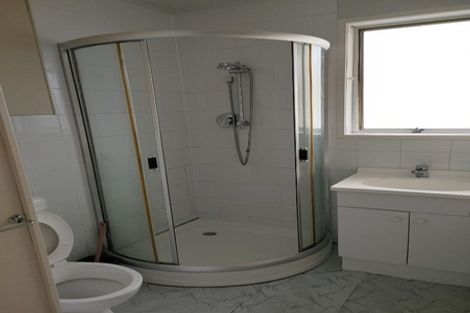 Photo of property in 156 Sunnynook Road, Sunnynook, Auckland, 0620