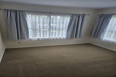 Photo of property in 19 Hiwihau Place, Glenfield, Auckland, 0629