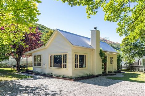 Photo of property in 23 Bedford Street, Arrowtown, 9302
