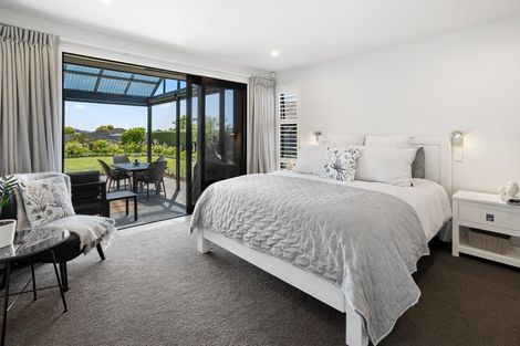 Photo of property in 20 Topping Place, Whitianga, 3510