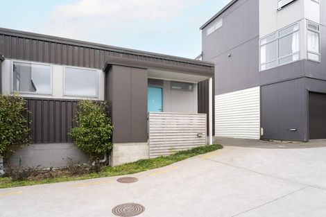 Photo of property in 4/30 Monowai Road, Johnsonville, Wellington, 6037