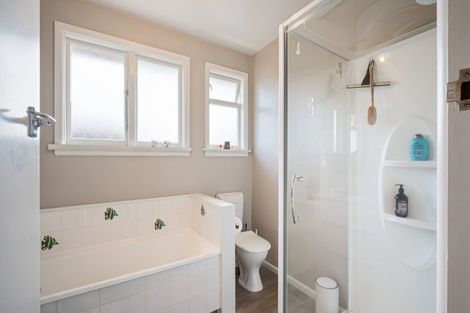 Photo of property in 2/166 Halswell Road, Hillmorton, Christchurch, 8025