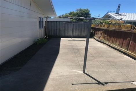 Photo of property in 40 Wynyard Crescent, Tamatea, Napier, 4112