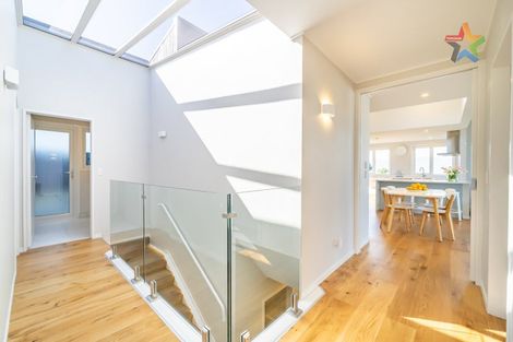 Photo of property in 24 Magnolia Grove, Maungaraki, Lower Hutt, 5010