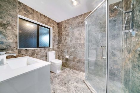 Photo of property in 43a Thompson Terrace, Manurewa, Auckland, 2102