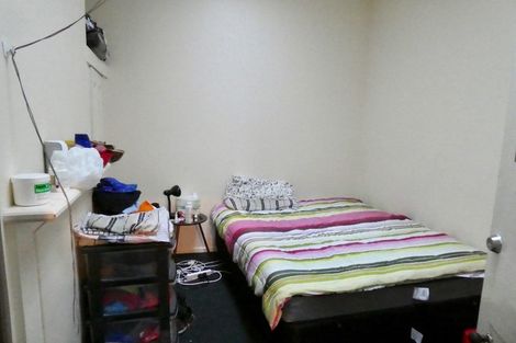 Photo of property in 247 Castle Street, Dunedin Central, Dunedin, 9016