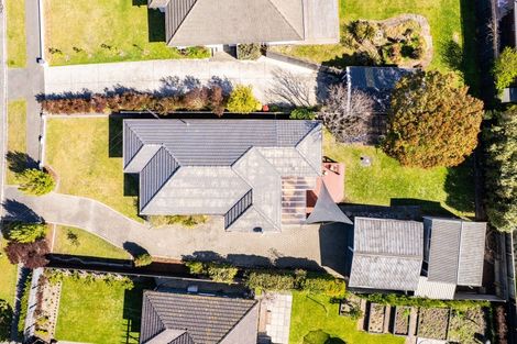 Photo of property in 61 Charlcott Street, Burnside, Christchurch, 8053