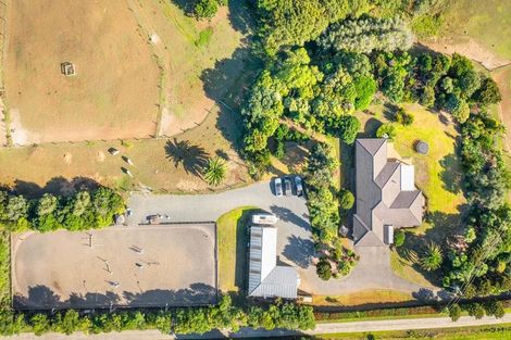 Photo of property in 132 Muriwai Valley Road, Muriwai, Waimauku, 0881