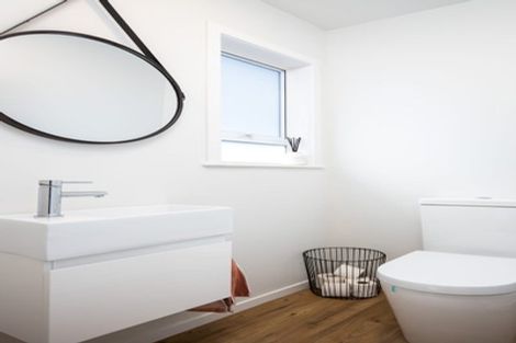 Photo of property in 43 Essex Street, Vogeltown, New Plymouth, 4310