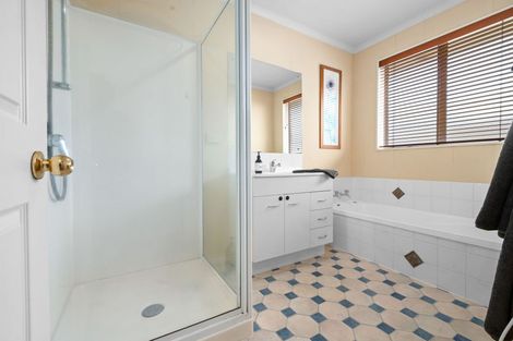 Photo of property in 10 Kirk Close, Rototuna, Hamilton, 3210