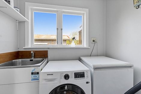 Photo of property in 21 Old Coach Road South, Otaki Beach, Otaki, 5512