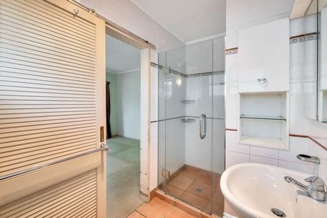 Photo of property in 1 Celina Place, Browns Bay, Auckland, 0630