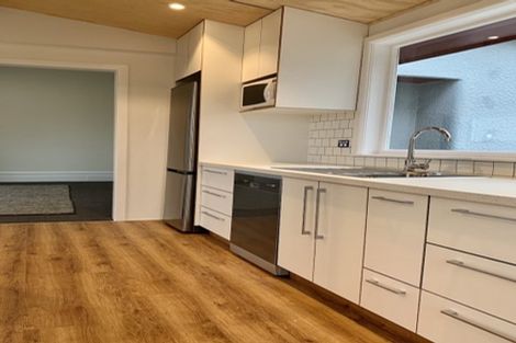 Photo of property in 53 Oxley Avenue, St Albans, Christchurch, 8014