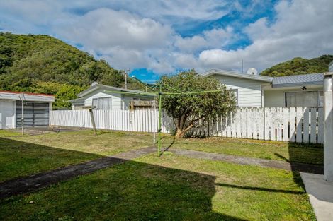 Photo of property in 2/24 Scotland Street, Picton, 7220