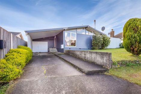 Photo of property in 3 Wilson Grove, Normandale, Lower Hutt, 5010