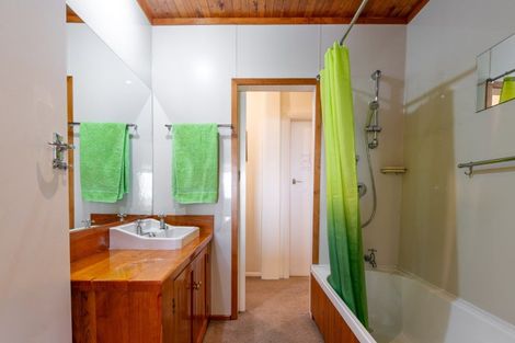 Photo of property in 84 Spencer Road, Lake Tarawera, Rotorua, 3076