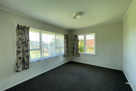 Photo of property in 71 Blake Road, Mangere East, Auckland, 2024