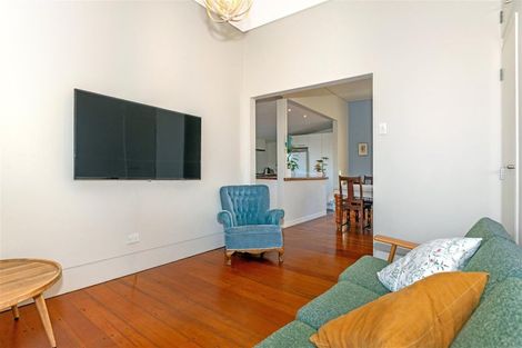 Photo of property in 184 Russell Street, Whataupoko, Gisborne, 4010