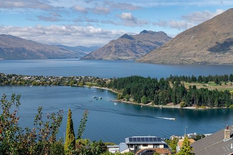 Photo of property in 7 Bolton Lane, Queenstown, 9300