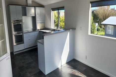 Photo of property in 43 Russleigh Drive, Dinsdale, Hamilton, 3204