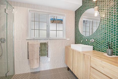 Photo of property in 47 Duncansby Road, Stanmore Bay, Whangaparaoa, 0932