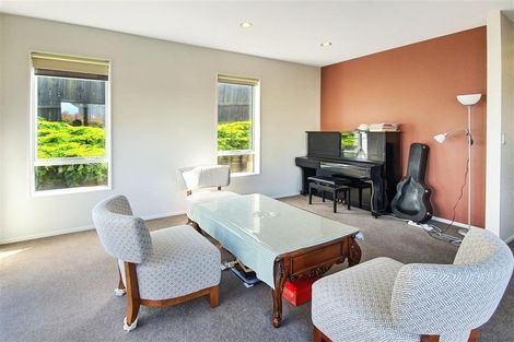 Photo of property in 10 Askerne Drive, Flat Bush, Auckland, 2016