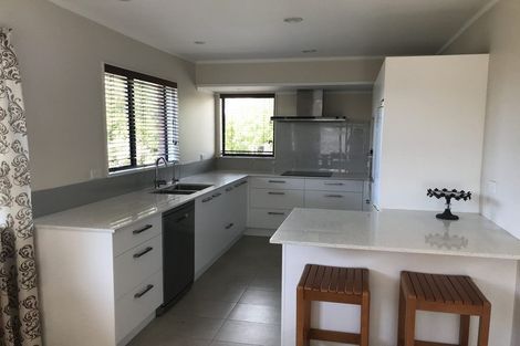 Photo of property in 3 Tate Grove, Half Moon Bay, Auckland, 2012
