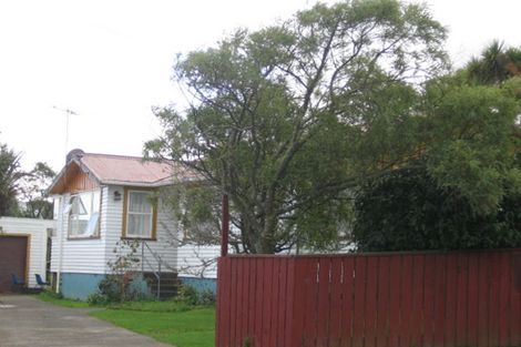 Photo of property in 17 Driver Crescent, Cannons Creek, Porirua, 5024