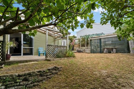 Photo of property in 37 Dixie Street, Te Horo Beach, Otaki, 5581