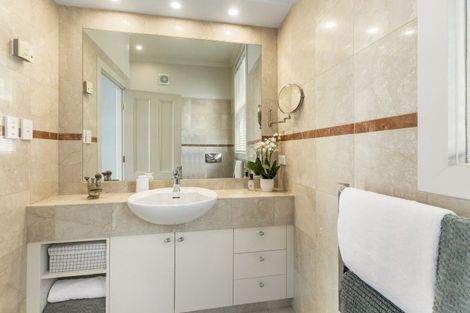 Photo of property in 7 Burnham Street, Seatoun, Wellington, 6022