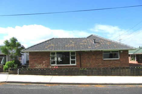 Photo of property in 65 Taunton Terrace, Blockhouse Bay, Auckland, 0600