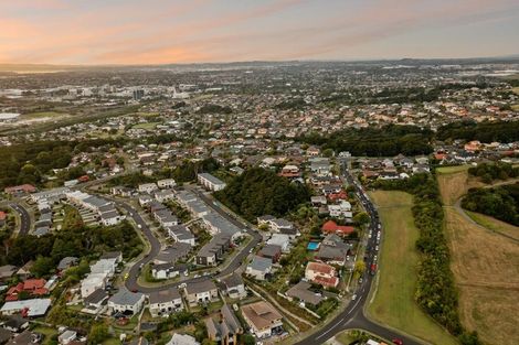 Photo of property in 38 Matairangi Avenue, Totara Heights, Auckland, 2105