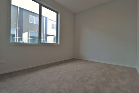 Photo of property in 10 Ceramic Lane, New Lynn, Auckland, 0600