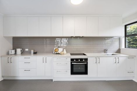 Photo of property in 50 Barrys Road, Glendene, Auckland, 0602