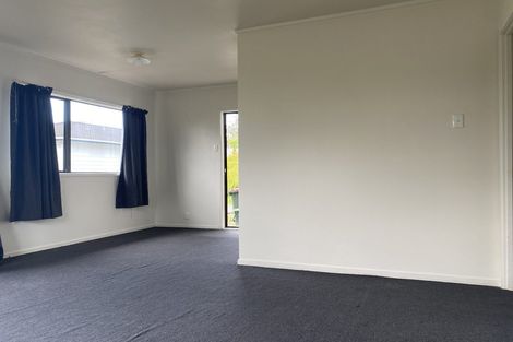 Photo of property in 18 Malmo Place, Massey, Auckland, 0614