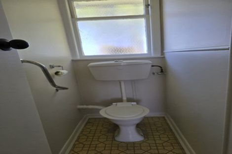 Photo of property in 37 Flay Crescent, Burnside, Christchurch, 8053