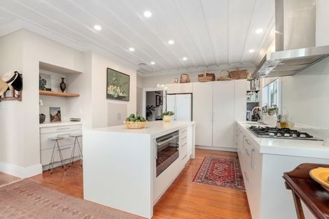 Photo of property in 32 Main Road, Te Kauwhata, 3710